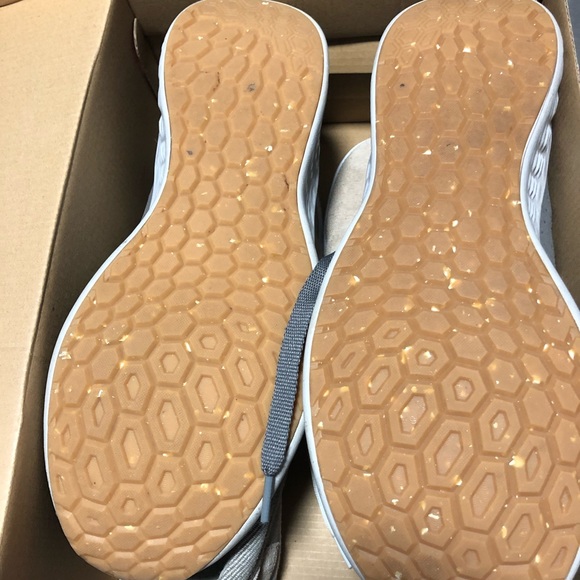 Men’s New Balance Fresh Foam shoes - Picture 3 of 5